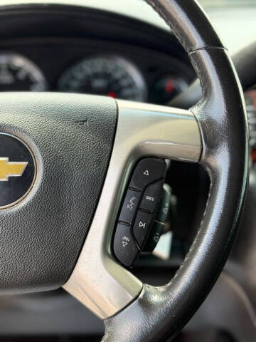 2011 Chevrolet Suburban LT