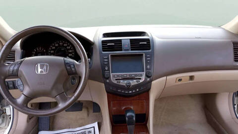 2006 Honda Accord Hybrid w/Navi