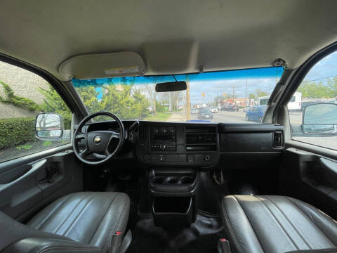 2015 Chevrolet Express 2500
