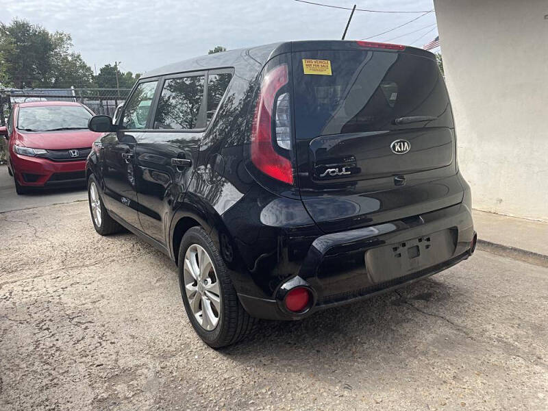 2016 Kia Soul +