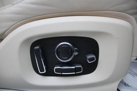 2019 Jaguar XJL Portfolio