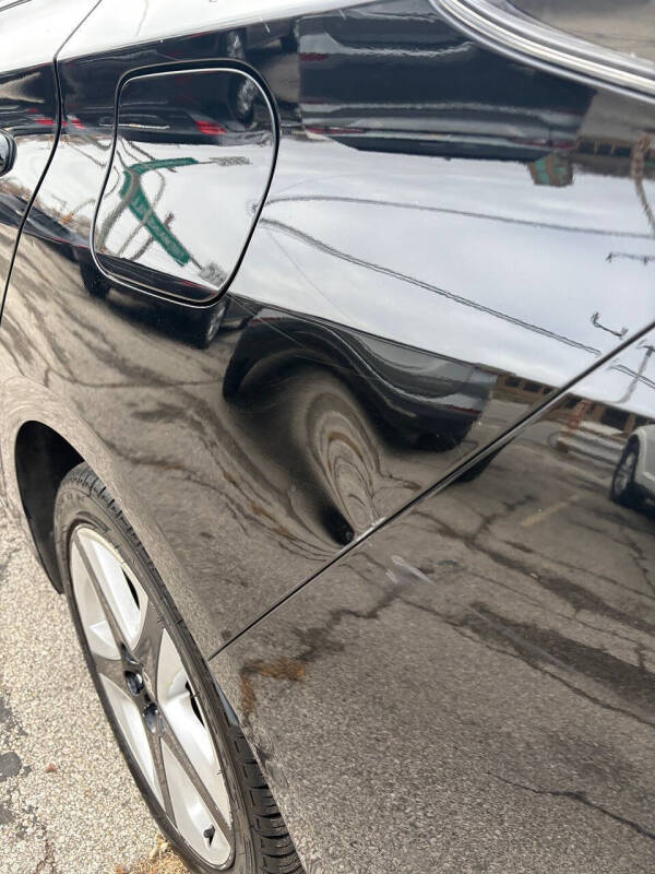 2017 Toyota Prius Three Touring