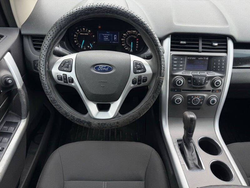 2011 Ford Edge SE