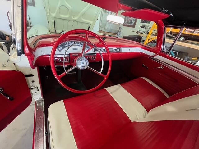1957 Ford Fairlane 500 26