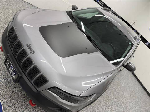 2020 Jeep Cherokee Trailhawk