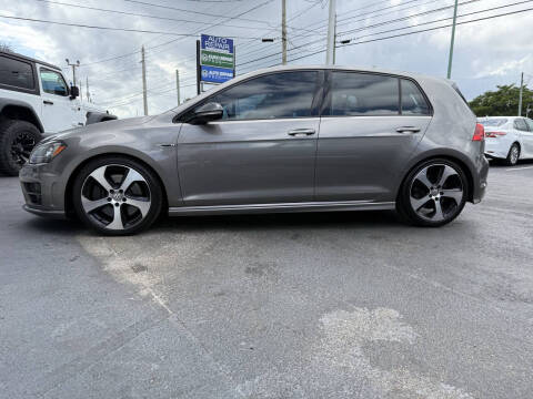 2016 Volkswagen Golf R 4Motion