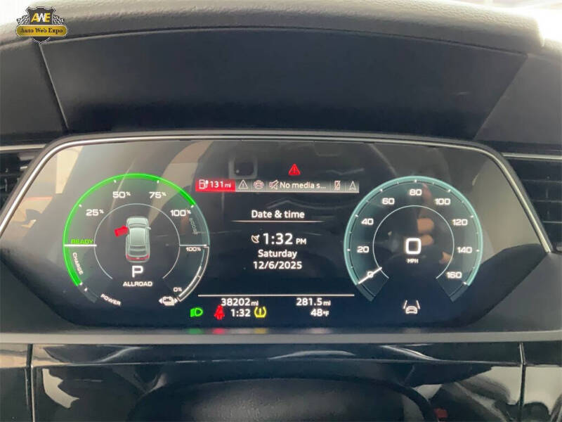 2024 Audi Q8 Sportback e-tron quattro Premium Plus S line