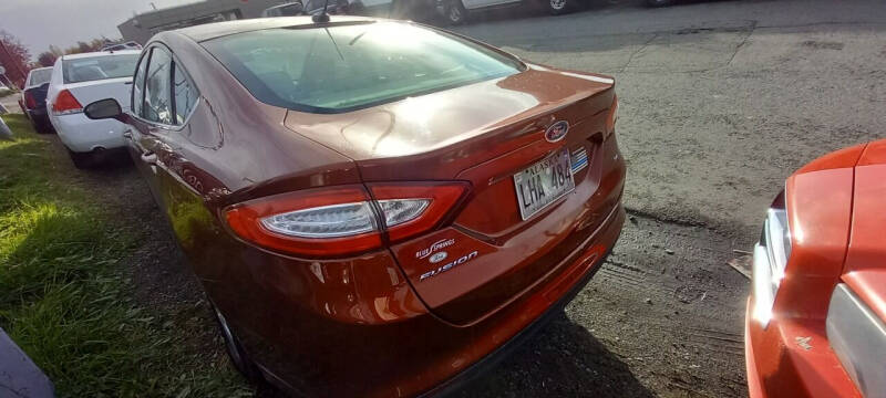 2014 Ford Fusion SE
