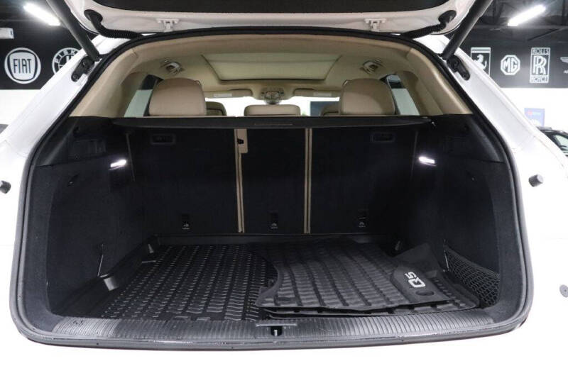 2020 Audi Q5 quattro Premium Plus 45 TFSI