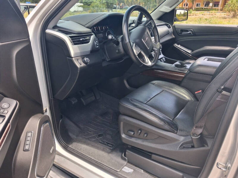 2017 GMC Yukon XL SLT
