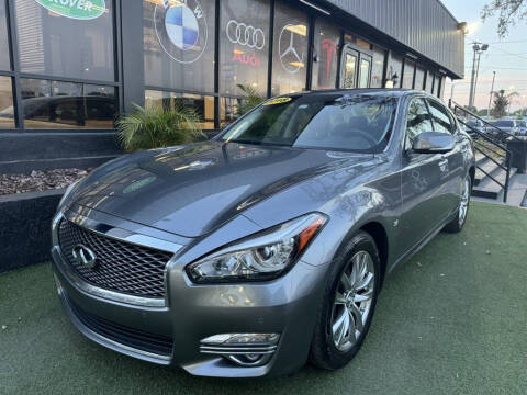 2018 Infiniti Q70 for sale at Cars of Tampa in Tampa FL