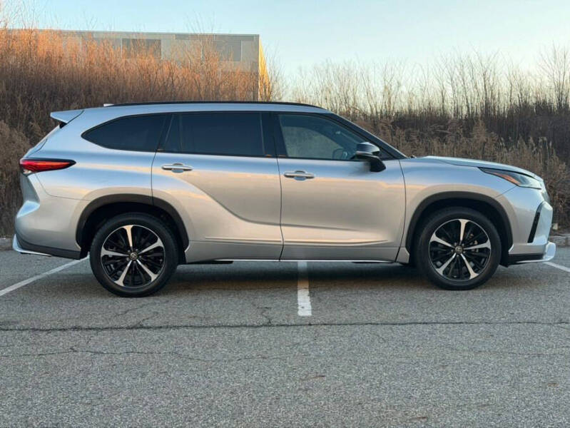 2021 Toyota Highlander XSE