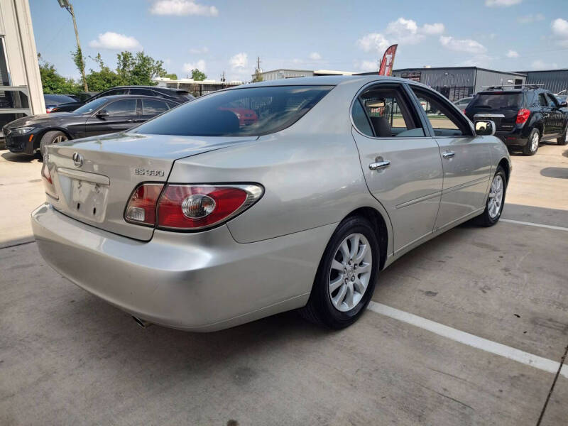 2004 Lexus ES 330