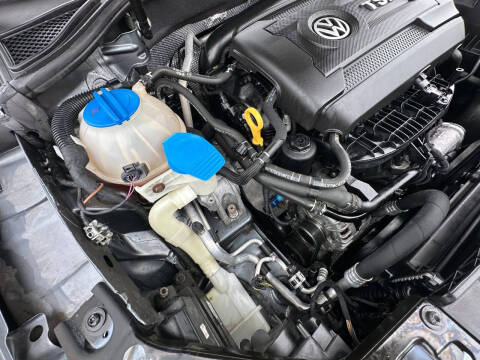 2015 Volkswagen Passat 1.8T Limited Edition