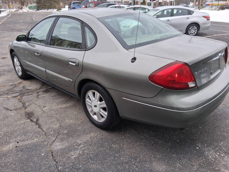 2003 Ford Taurus SEL Deluxe