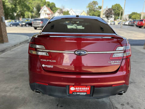 2015 Ford Taurus Limited