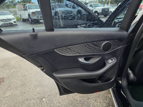 2017 Mercedes-Benz C-Class