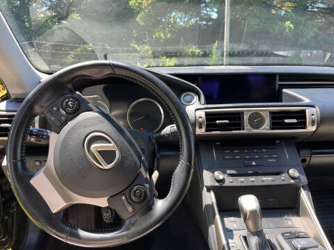 2016 Lexus IS 300
