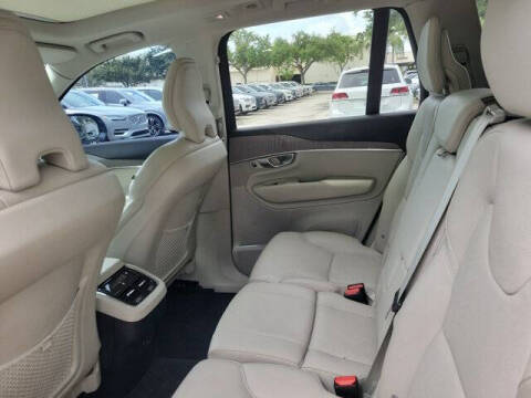 2023 Volvo XC90 B5 Plus Bright Theme
