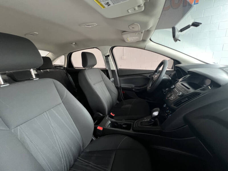 2016 Ford Focus S
