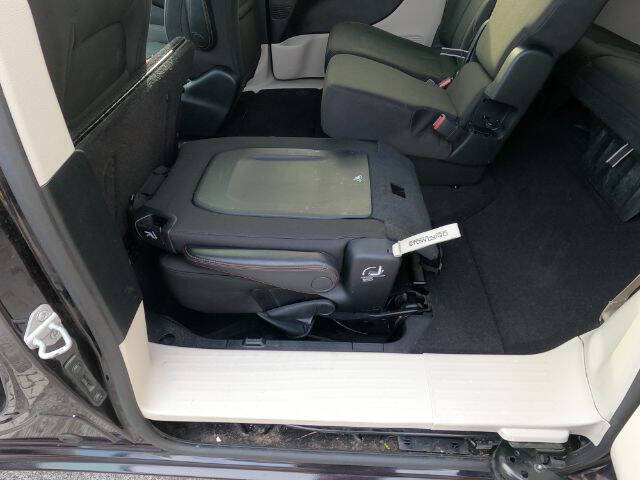 2017 Chrysler Pacifica LX