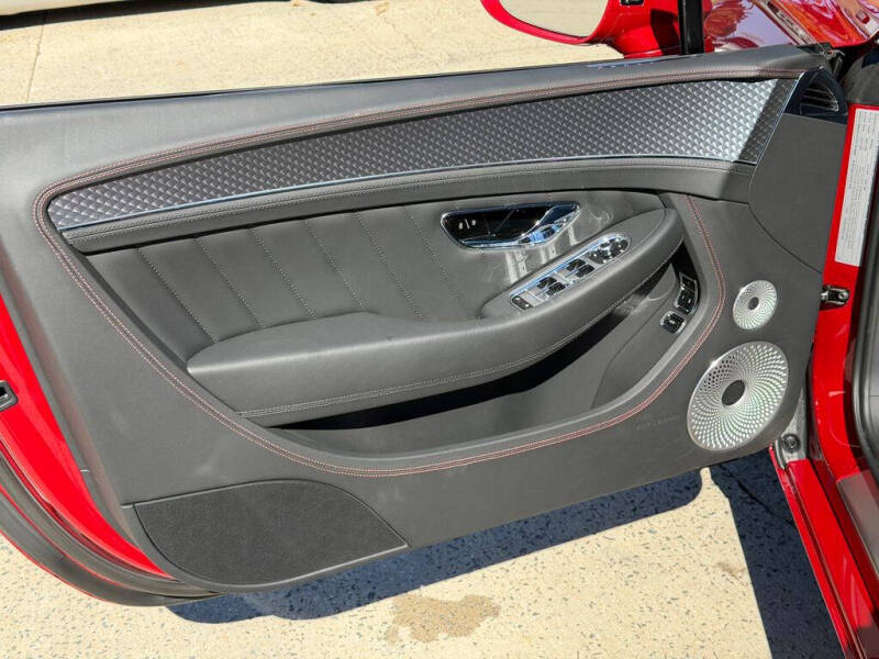 2024 Bentley Continental