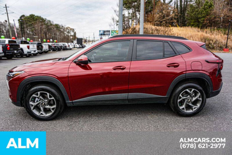 2025 Chevrolet Trax LT