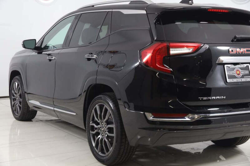 2023 GMC Terrain Denali