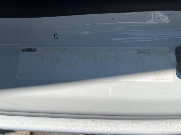 2010 Freightliner Business class M2