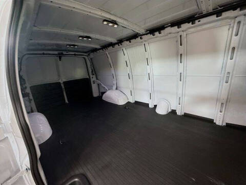 2026 Chevrolet Express 2500
