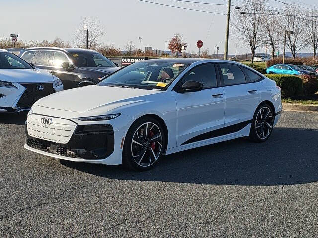 2025 Audi S6 Sportback e-tron quattro Prestige