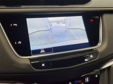 2025 Cadillac XT5 Luxury