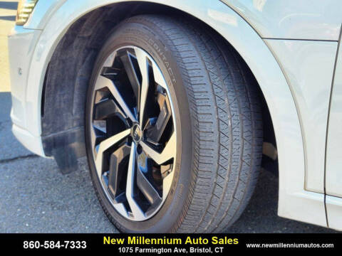 2024 Audi Q8 Sportback e-tron quattro Prestige S line