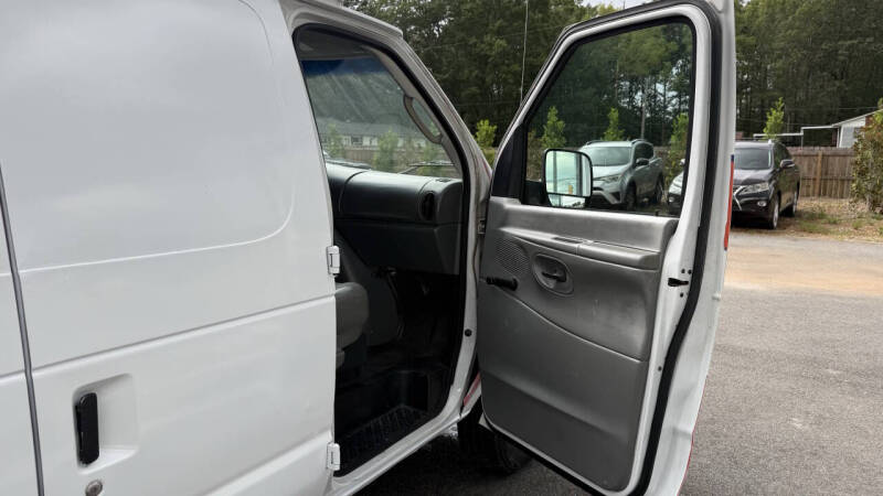 2003 Ford E-Series E-250