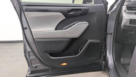 2021 Toyota Highlander L