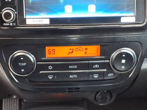 2024 Mitsubishi Mirage SE