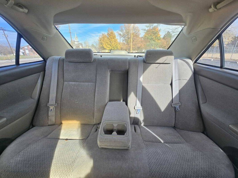 2003 Toyota Camry LE