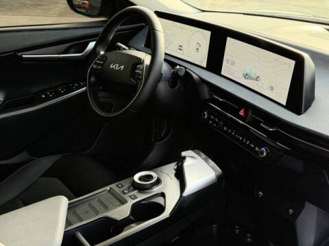 2024 Kia EV6 Light