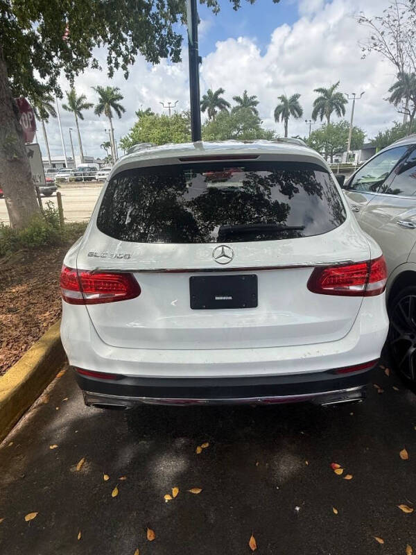2019 Mercedes-Benz GLC GLC 300