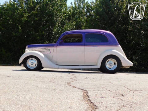 1935 Ford Tudor