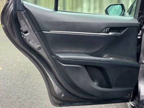 2022 Toyota Camry LE