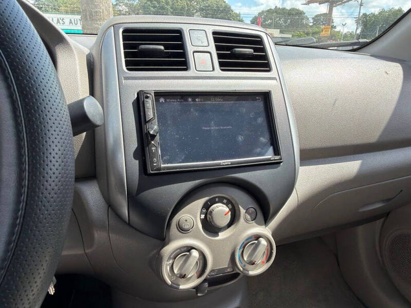 2012 Nissan Versa 1.6 SV