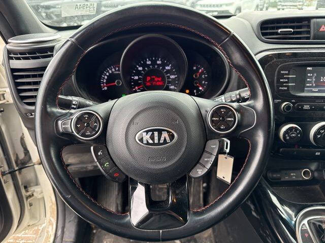 2016 Kia Soul +
