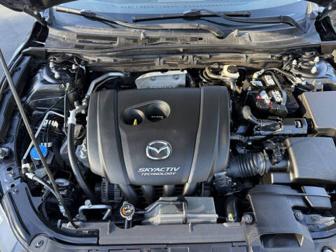 2015 Mazda MAZDA3 i Sport