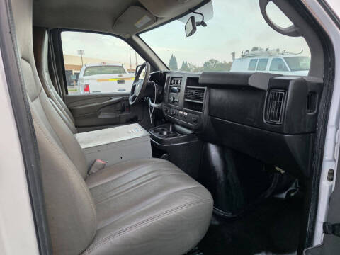 2013 Chevrolet Express 2500