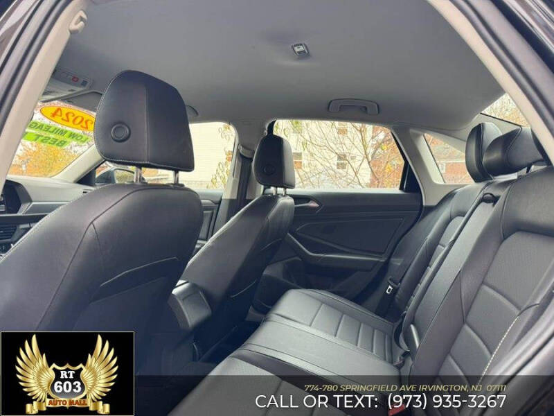 2024 Volkswagen Jetta SE