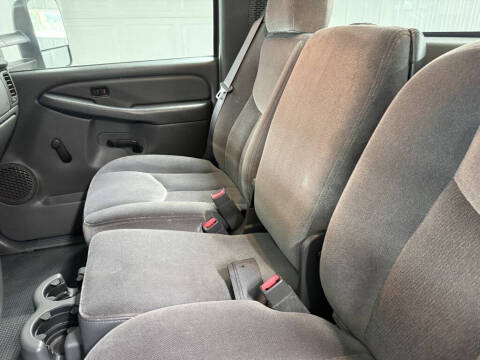 2005 GMC Sierra 2500HD