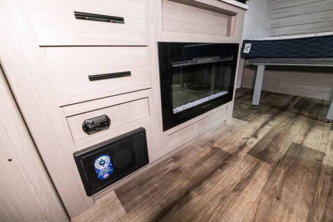 2024 Coleman Dutchman