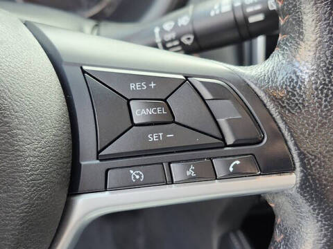 2019 Nissan Kicks SR