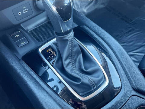 2022 Nissan Rogue Sport SL